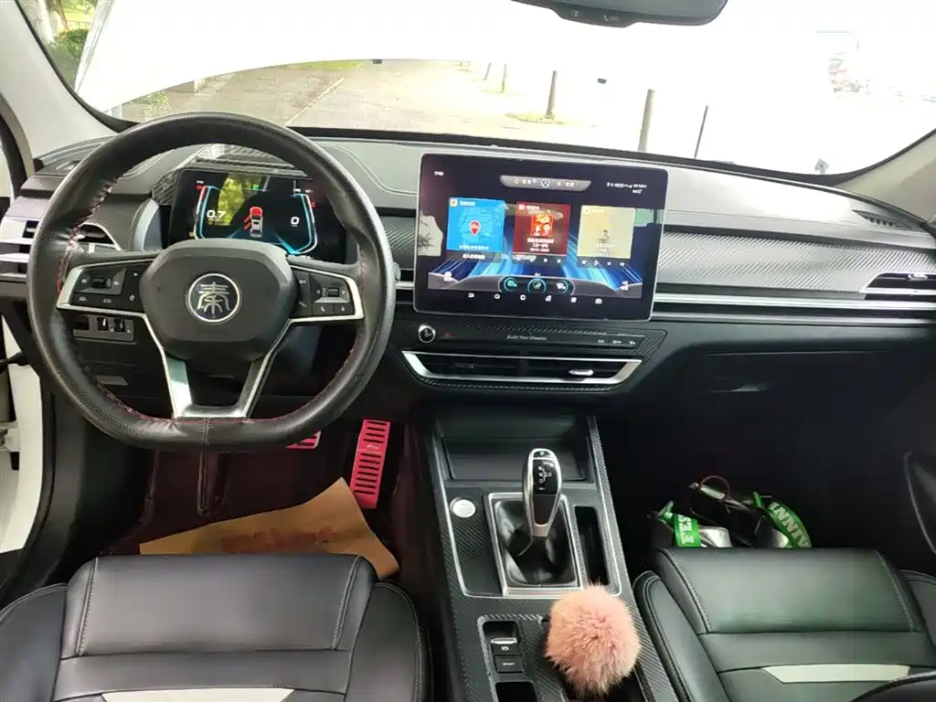 BYD Qin Pro 2018 1.5TI Automatic Smart Connected Premium Edition фото 10