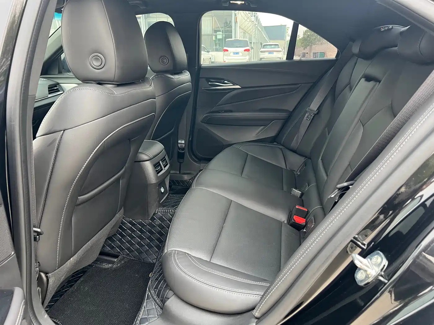 CADILLAC CT4