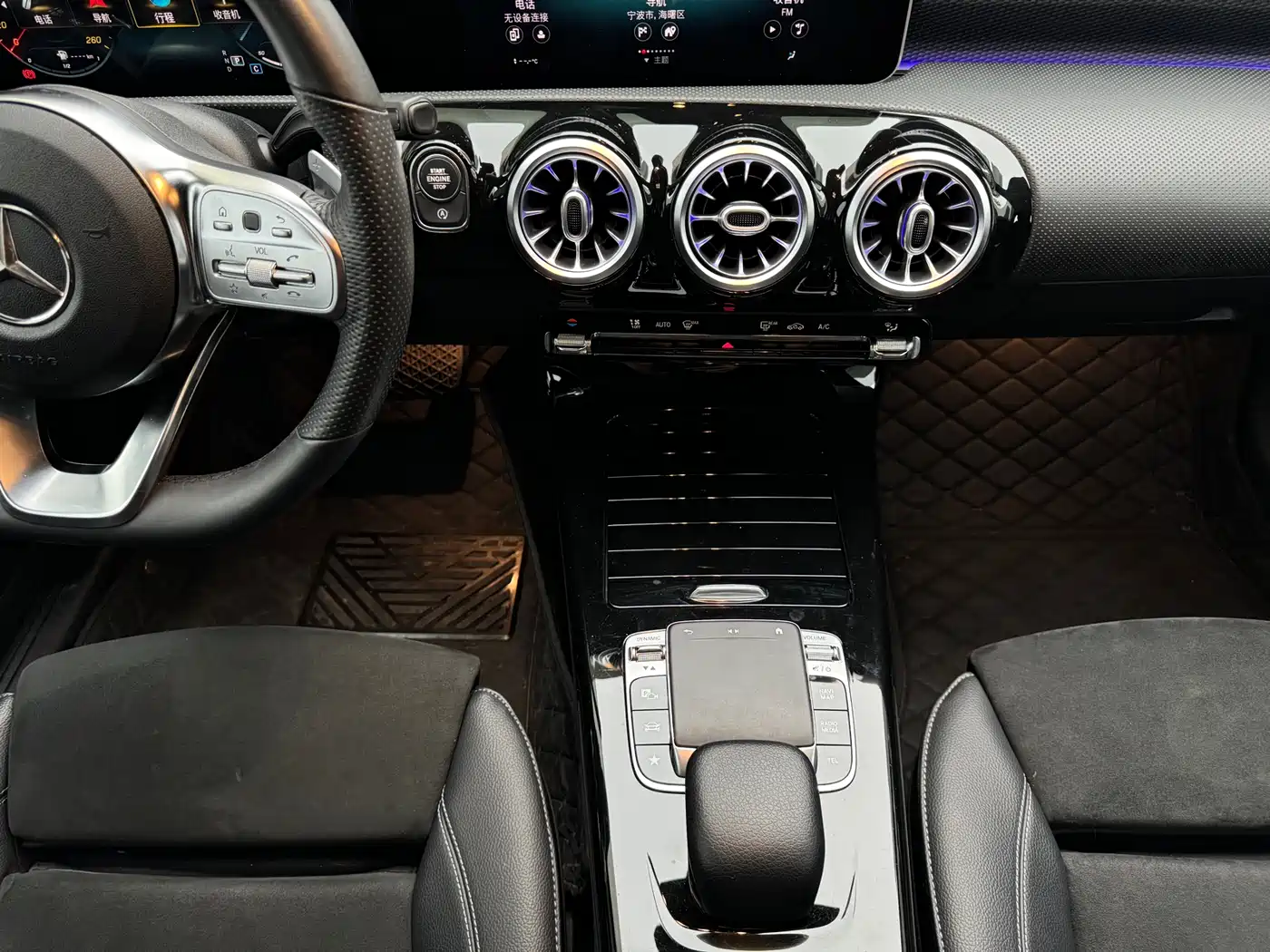 Mercedes-Benz A-Class 2020 A 200 L фото 10