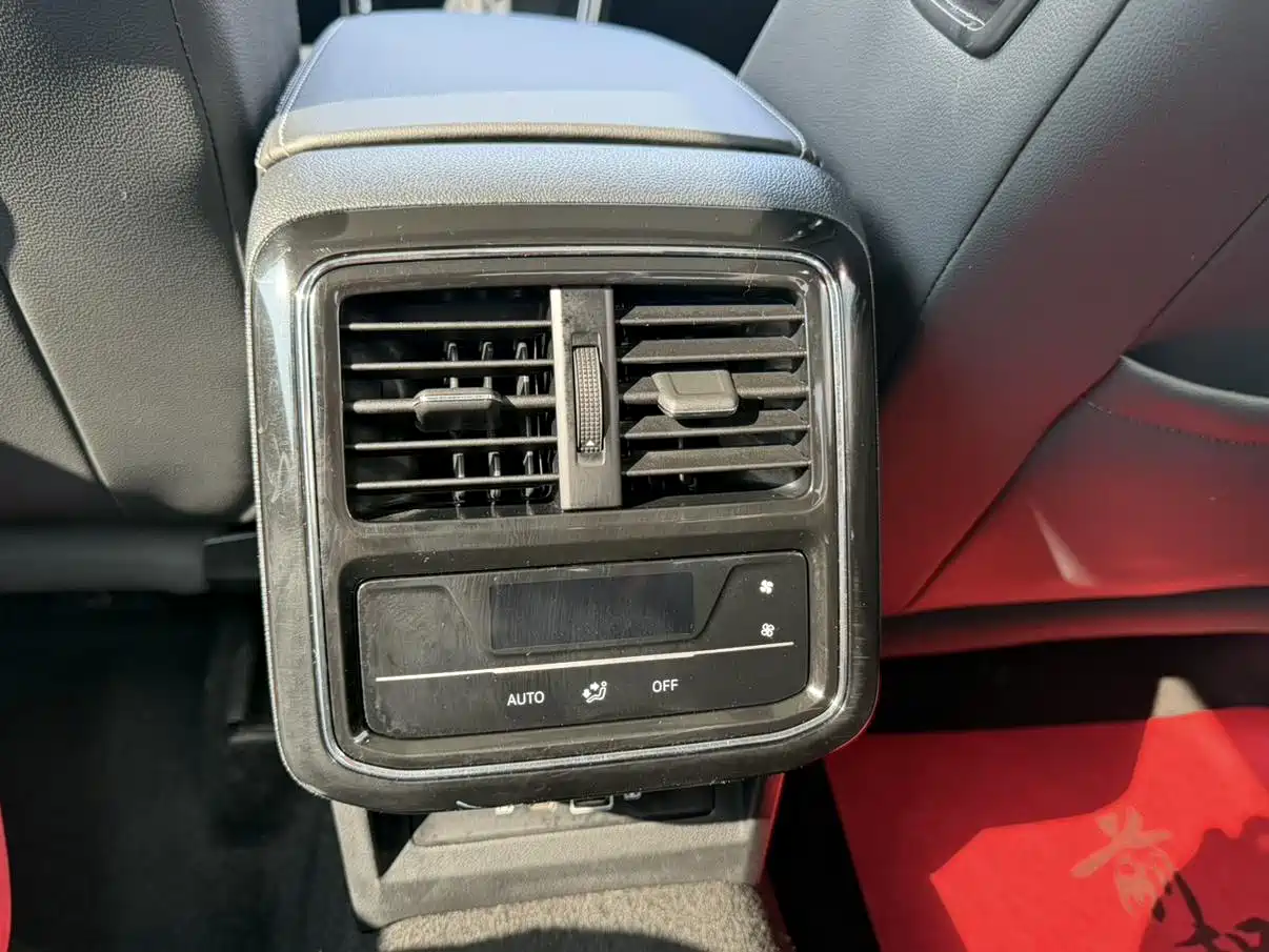 Volkswagen Passat 2023 Facelift 330TSI Elite Edition фото 7