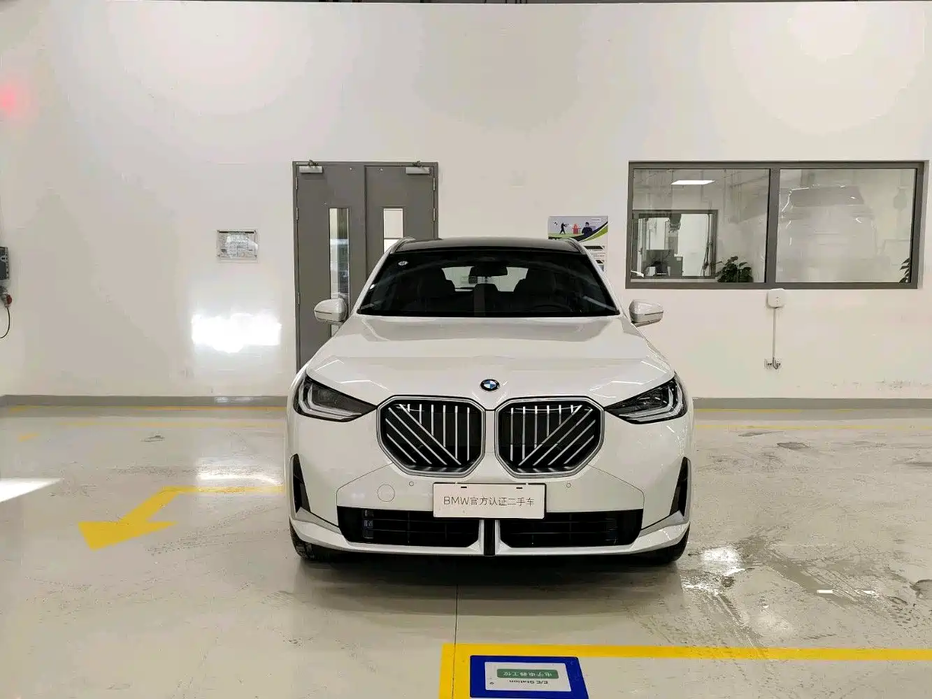 BMW X3 2025 xDrive25L Luxury Package фото 2