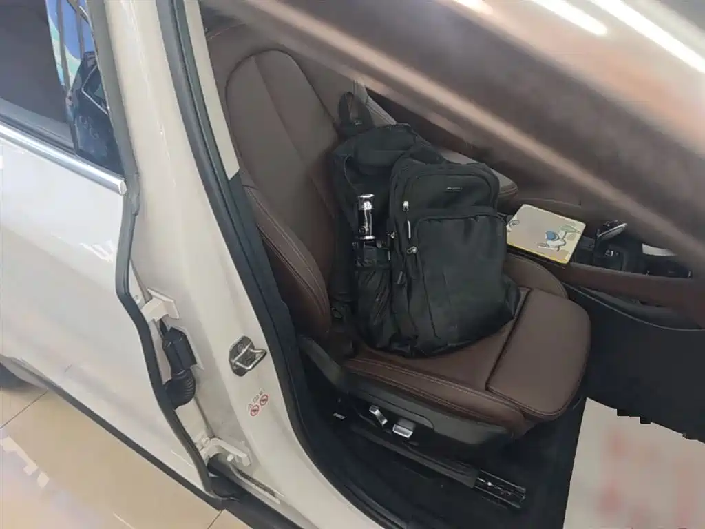 BMW X1 2022 sDrive25Li Leading фото 25