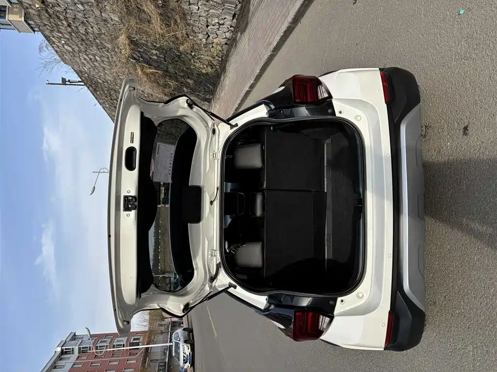 Toyota YARiS L Zhi Xuan 2021 1.5L CVT Luxury Edition фото 8