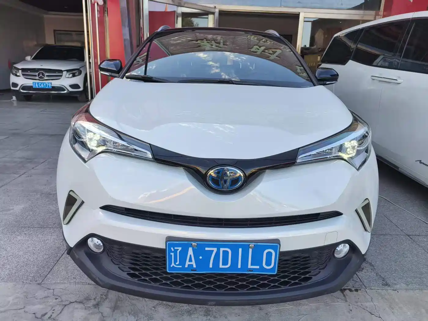 Toyota C-HR 2020 2020 Model 2.0L Leading