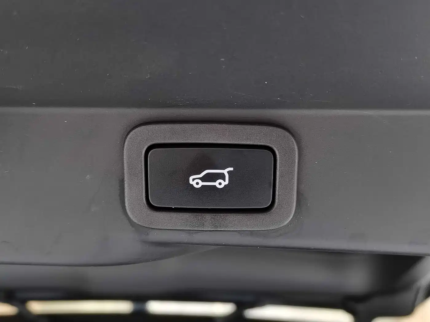 Land Rover Range Rover Sport 2022 3.0 L6 Indigo Flowing Light Edition фото 16