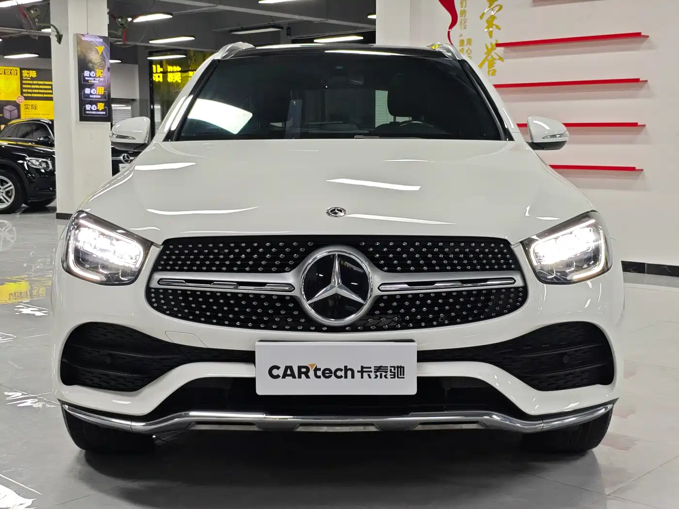 Mercedes-Benz GLC 2020 GLC 260 L 4MATIC Luxury фото 2