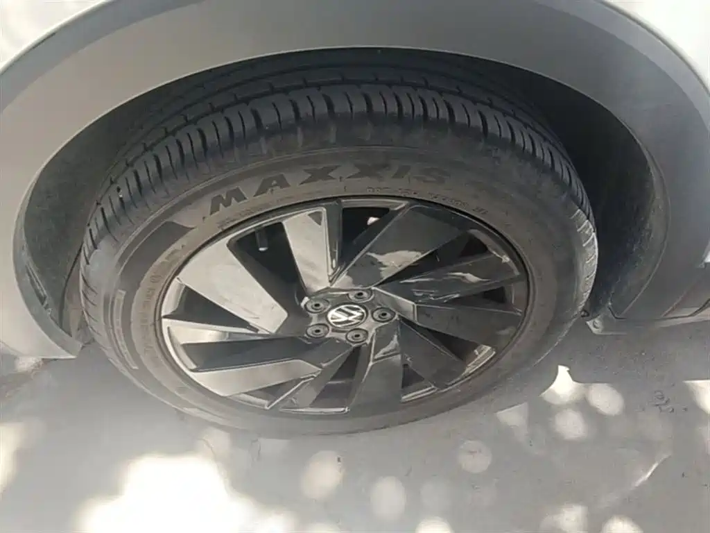 Volkswagen Tharu 2025 New Edge 300TSI Enjoyment Edition фото 23