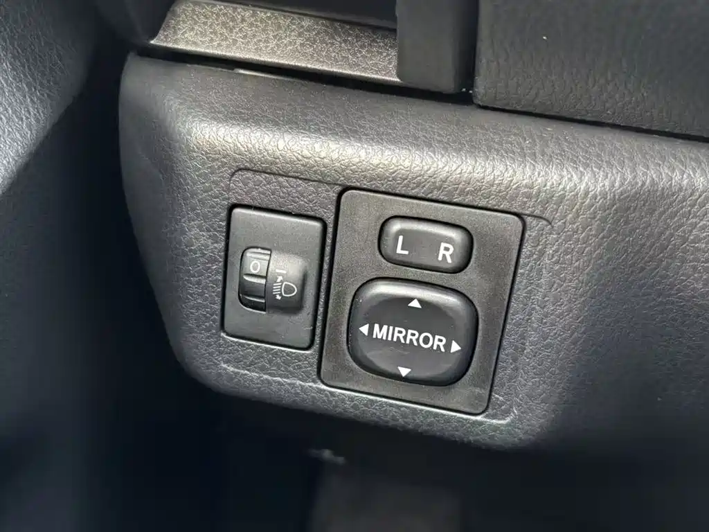 Toyota YARiS L Zhi Xuan 2021 1.5L CVT Luxury Edition фото 15