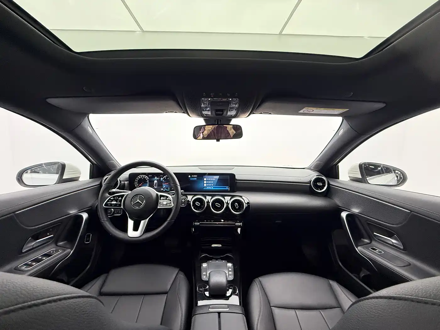 Mercedes-Benz A-Class 2022 A 180 L Sport Sedan фото 9