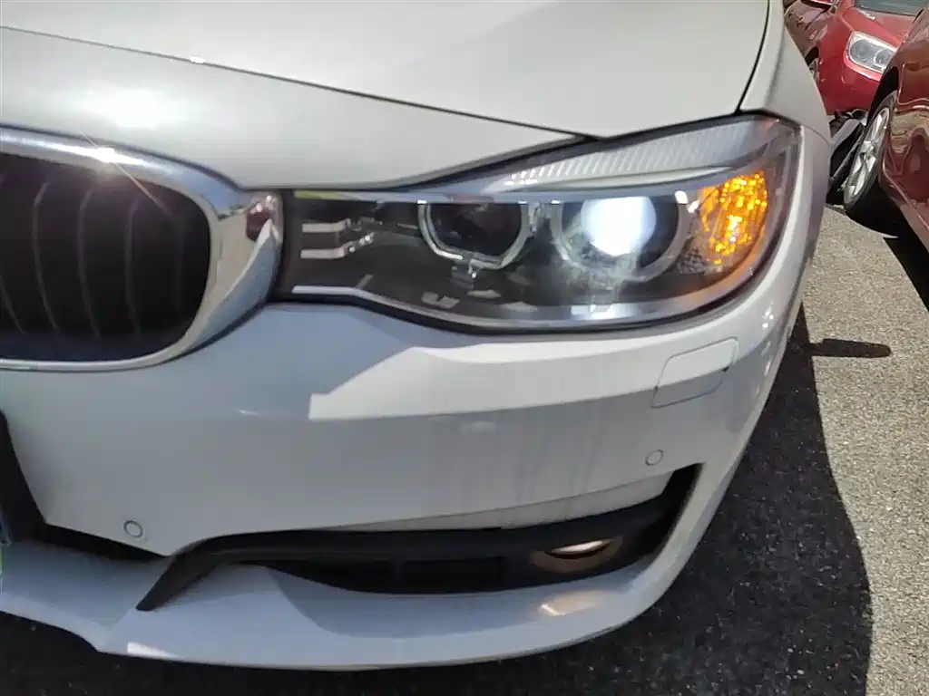 BMW 3 Series GT 2016 320i Fashion Style фото 18