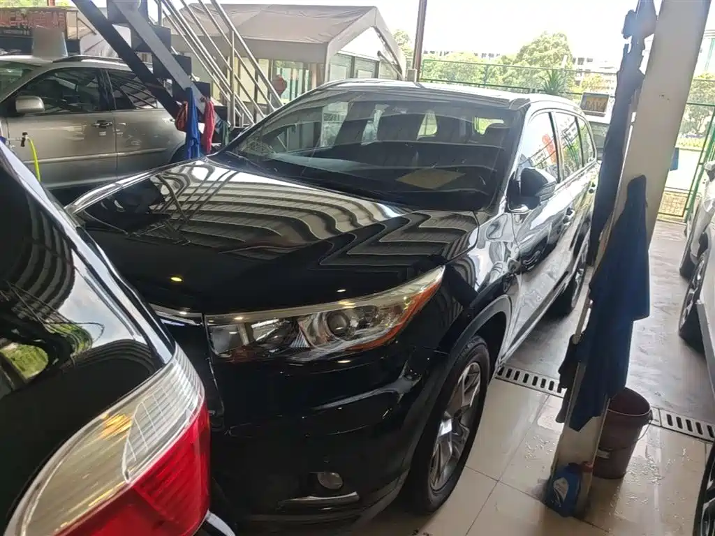 Toyota Highlander 2017 2.0T 4WD Premium 7-Seater