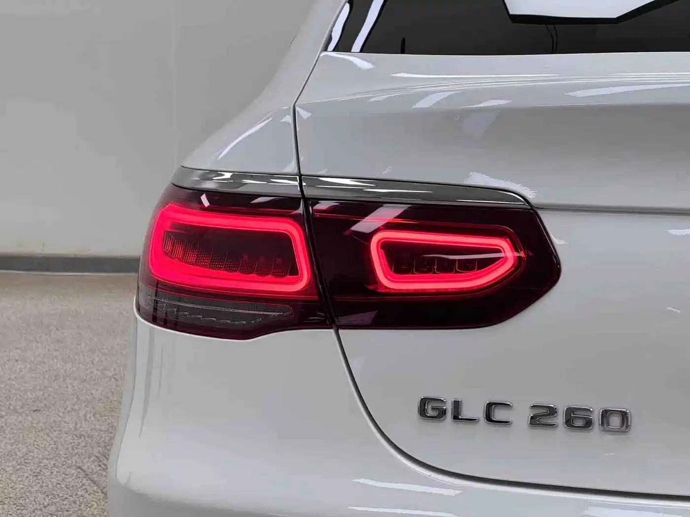 Mercedes-Benz GLC Coupe 2022 Facelift GLC 260 4MATIC Coupe SUV фото 8