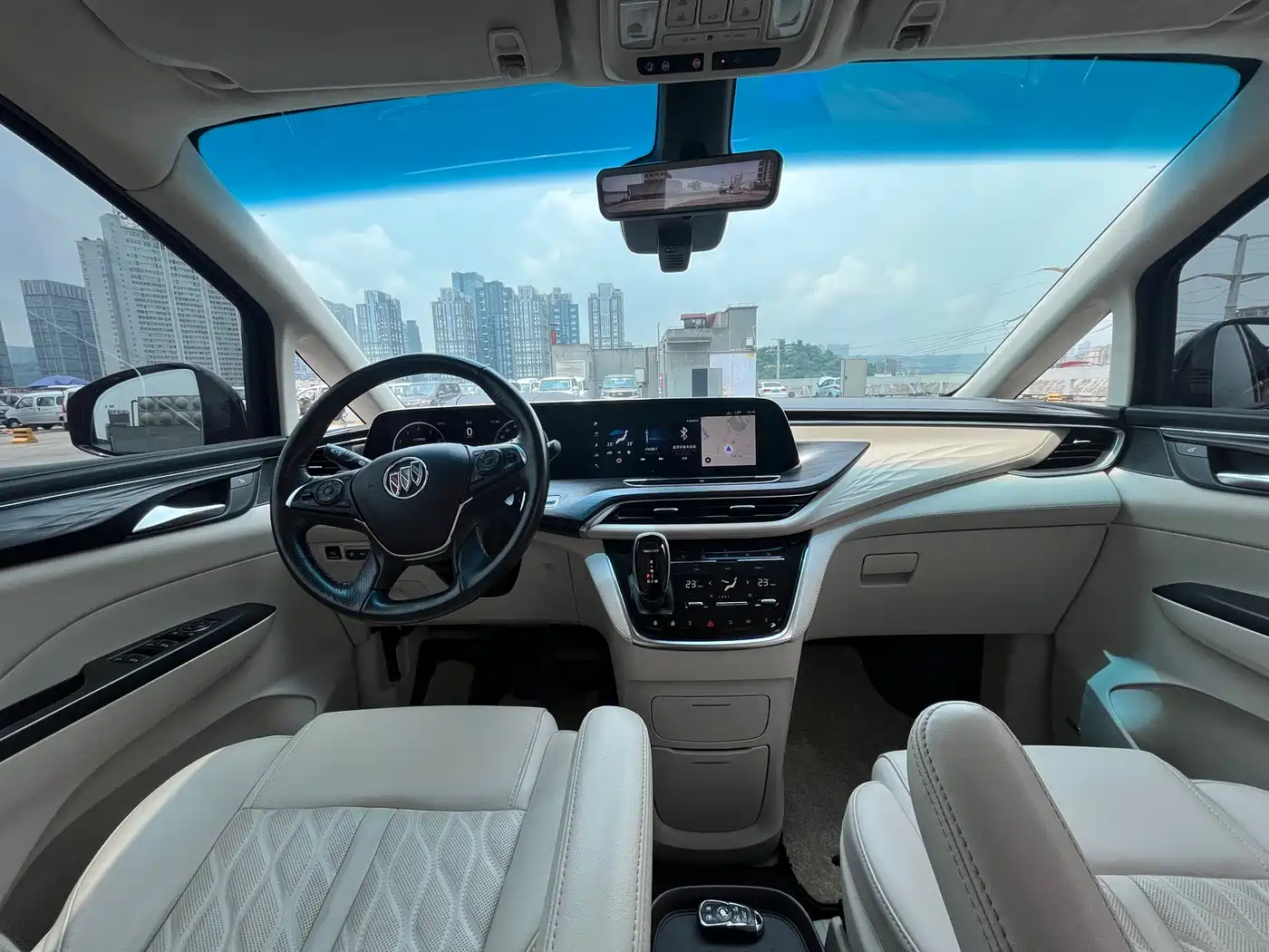 Buick GL8 2020 Avenir Six-Seat Elegance Edition фото 18