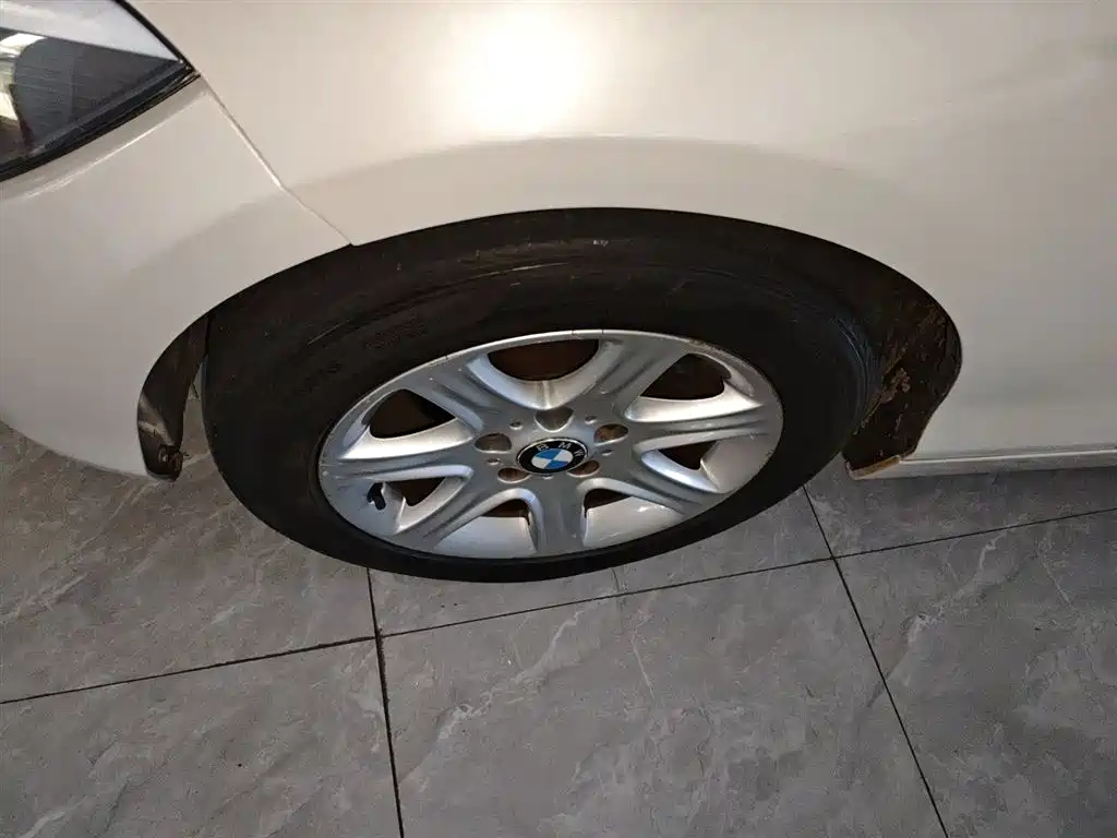 BMW 1 Series (Import) 2013 Facelift 116i Leading Model фото 23