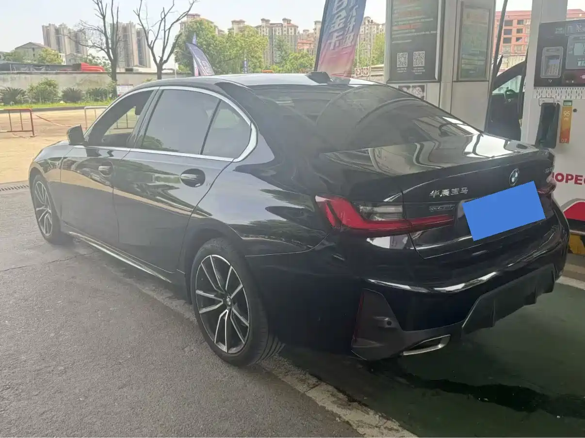BMW 3 Series 2024 325Li M Sport Package фото 8