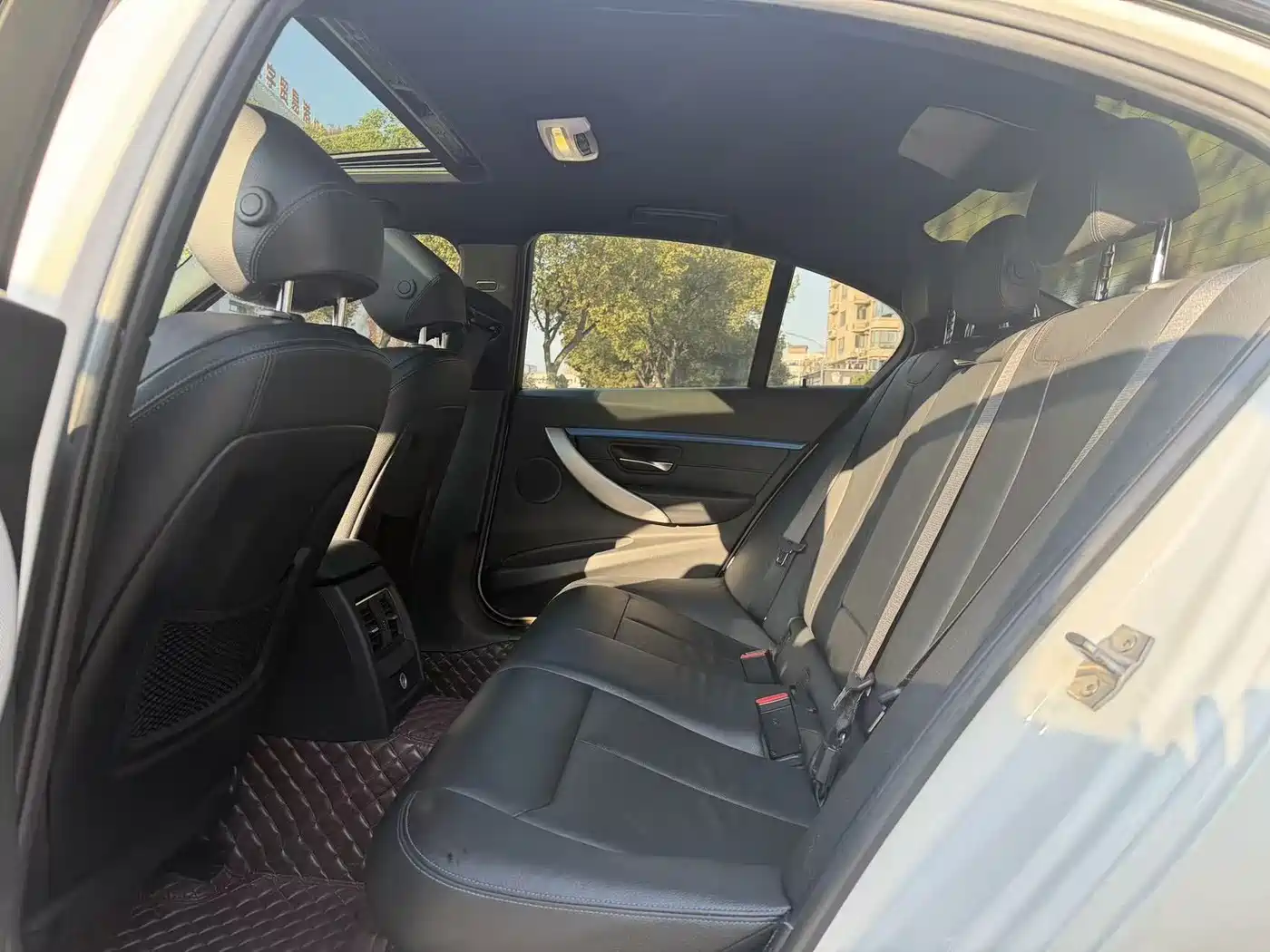 BMW 3 Series 2018 320i M Sport Package фото 8