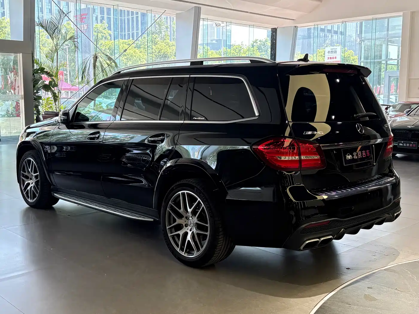 Mercedes-Benz GLS AMG 2016 AMG GLS 63 4MATIC фото 26
