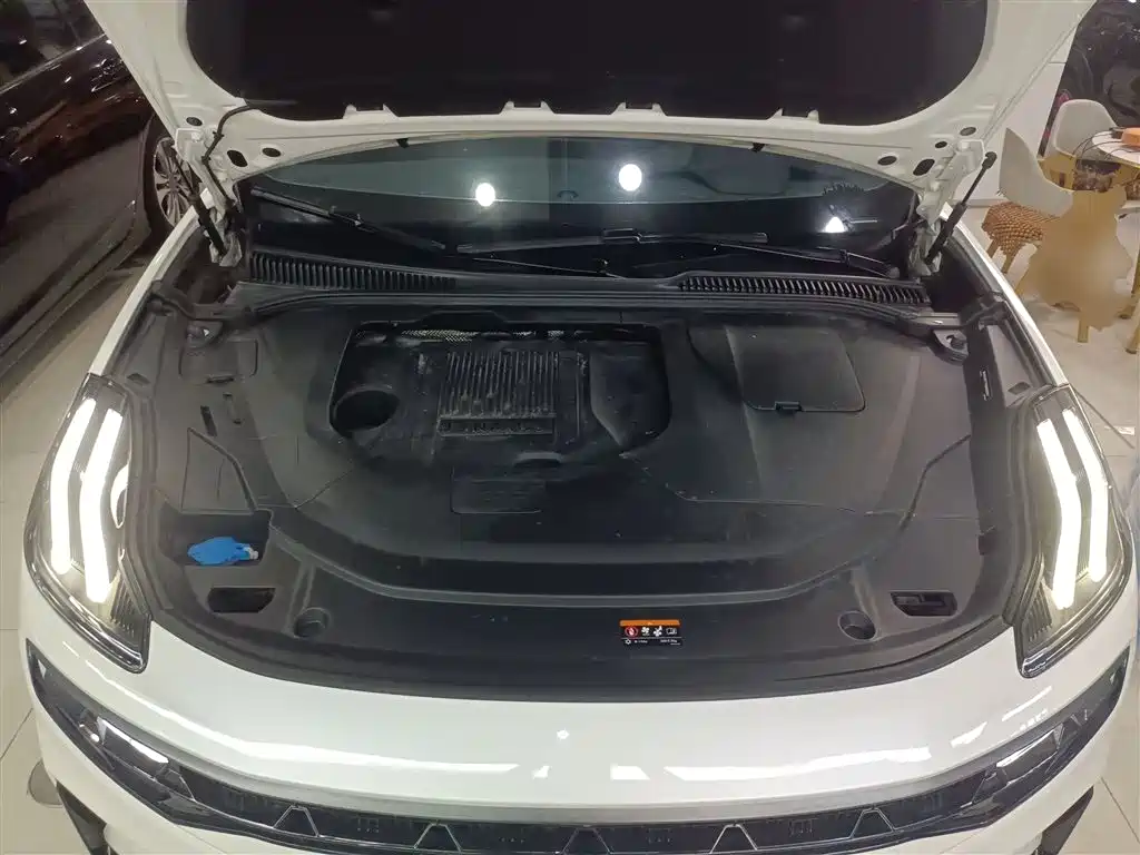 Lynk & Co 06 2023 Remix 1.5T Power Pro фото 10
