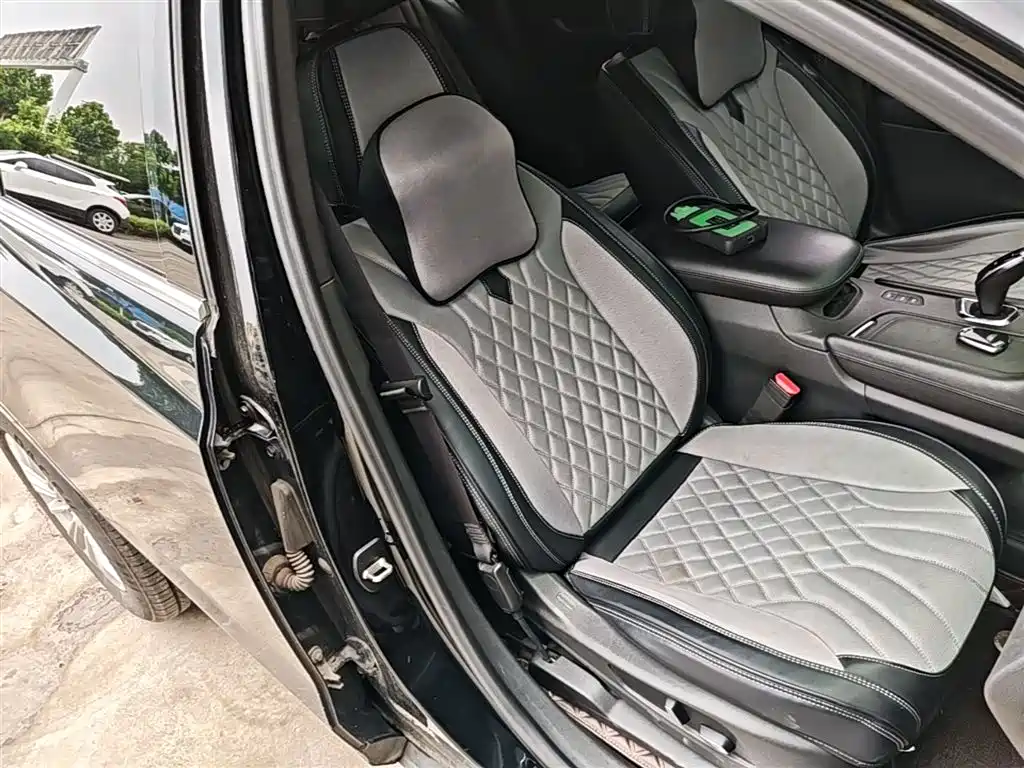 Cadillac XT5 2018 28E AWD Technology Model фото 25