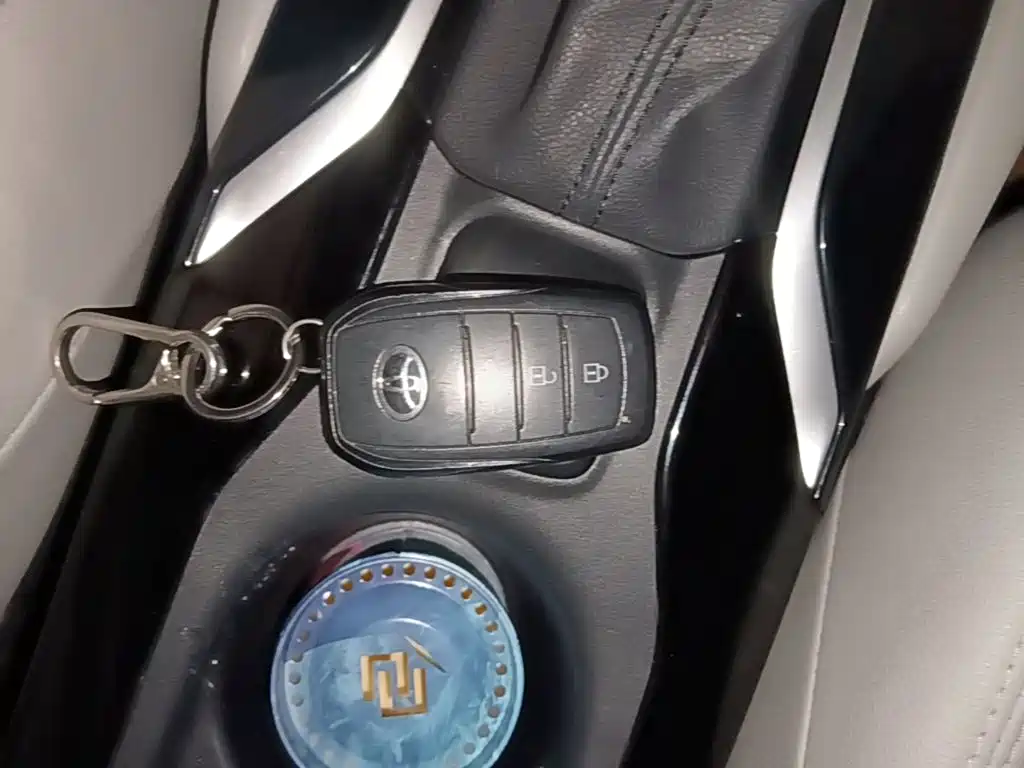Toyota Frontlander 2022 2022 2.0L CVT Luxury PLUS Edition