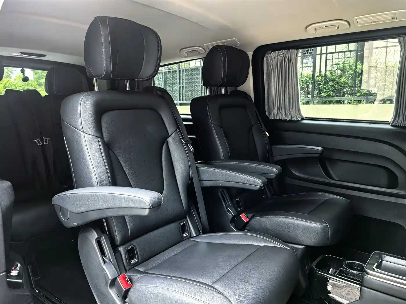 Mercedes-Benz Vito 2020 2.0T Business Edition (7-seater) фото 10