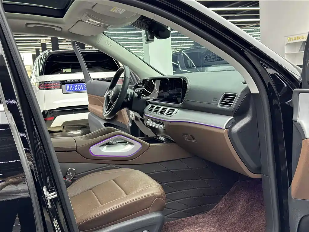 Mercedes-Benz GLS 2024 GLS 400 4MATIC фото 8