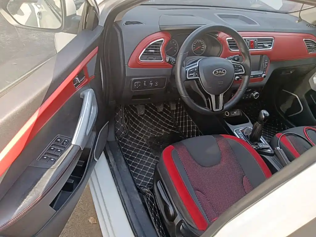 JAC Motors Refine S2 2018 2018 Smart Drive Edition 1.5L Manual Luxury