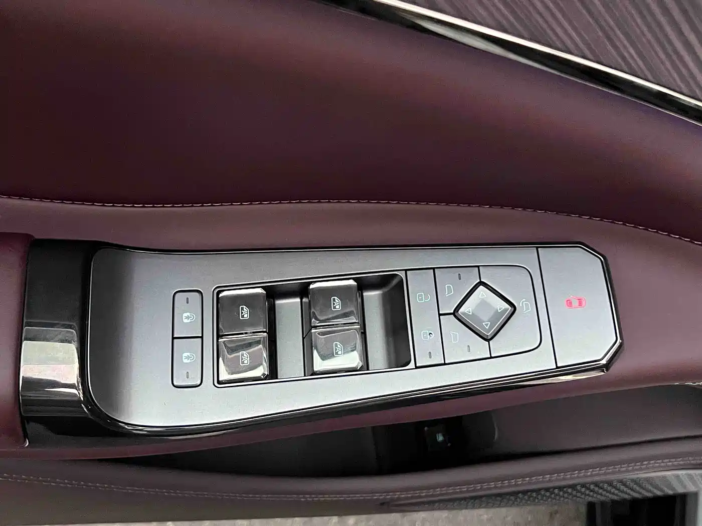 Denza Z9GT 2024 Model 1100 AWD Max Edition фото 12