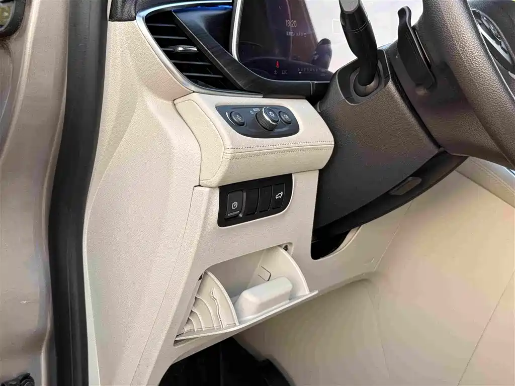 BUICK GL8