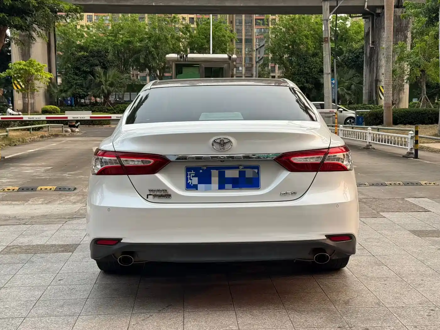 Toyota Camry 2018 2.5G Luxury Edition фото 8