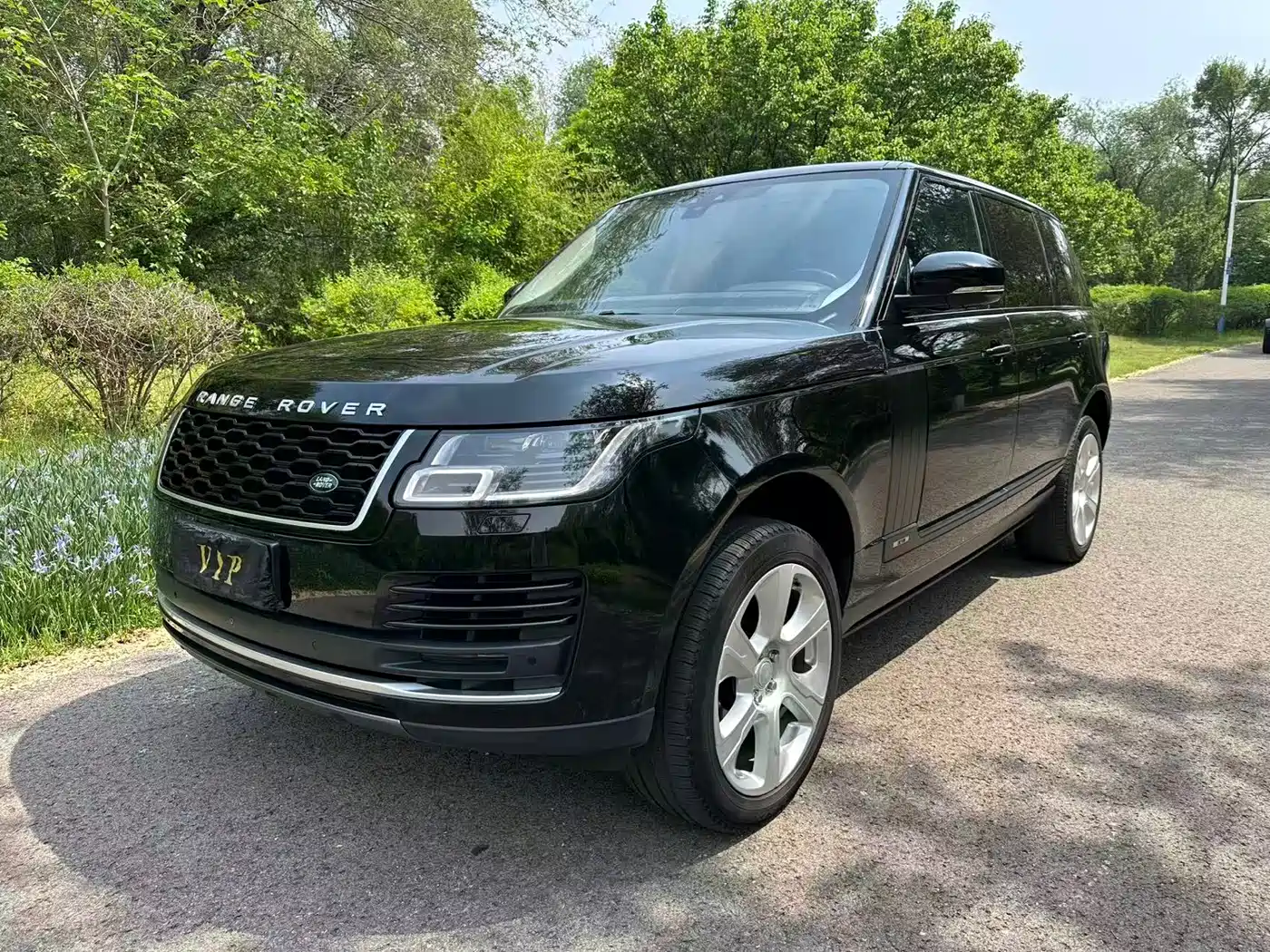 Land Rover Range Rover 2019 3.0 SC V6 Heritage Extended Edition фото 2