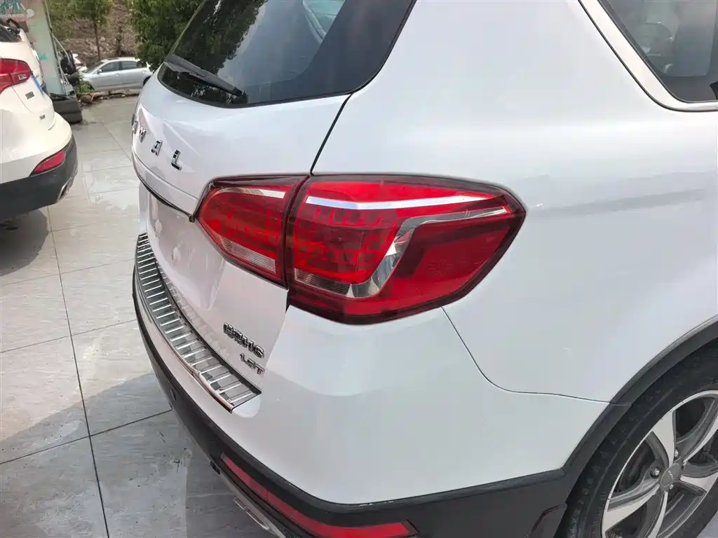 Haval H6 2014 Sport 1.5T Manual 2WD Elite фото 8