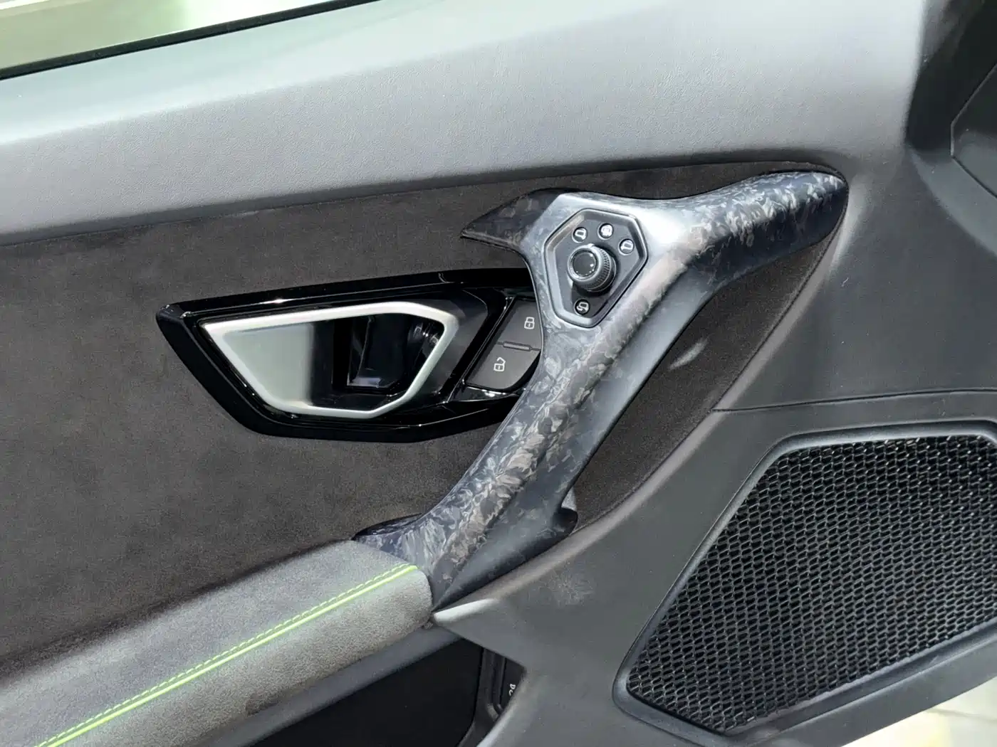 LAMBORGHINI HURACÁN