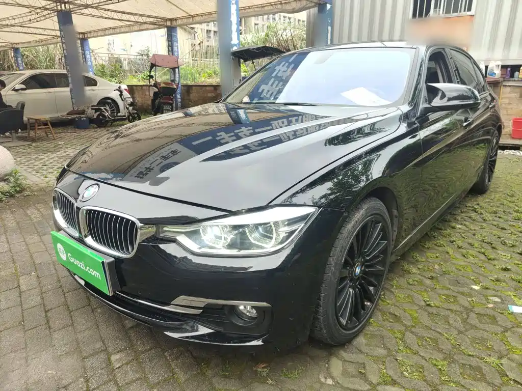 Фото 2 - BMW 3 Series