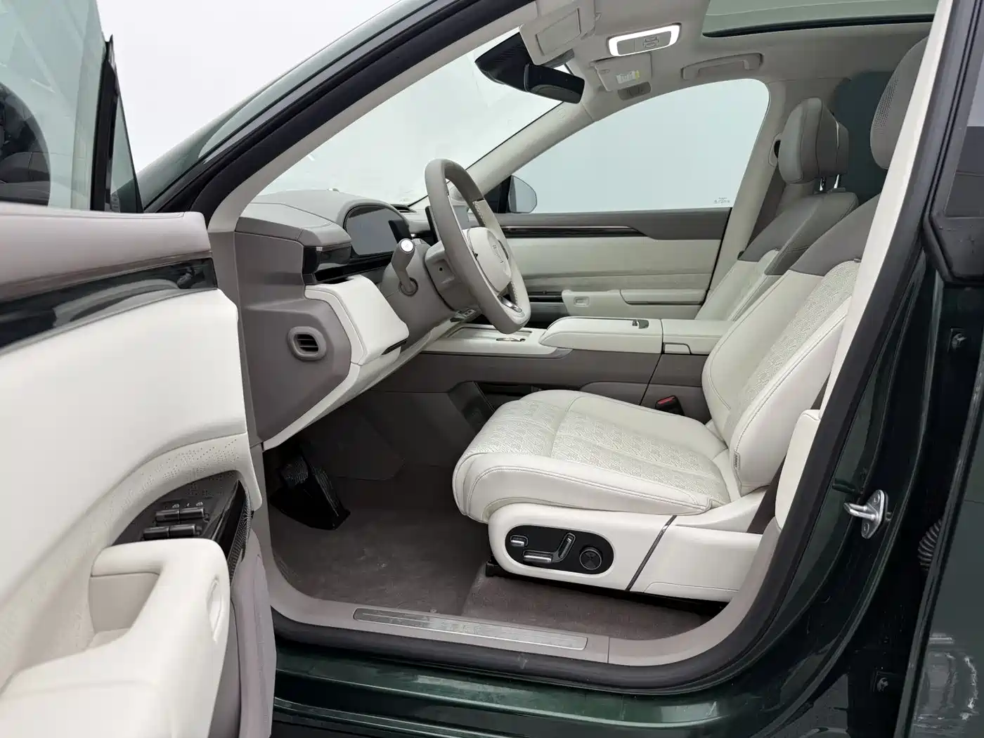 ZEEKR 7X 2024 2025 Model 75kWh RWD Smart Driving Edition