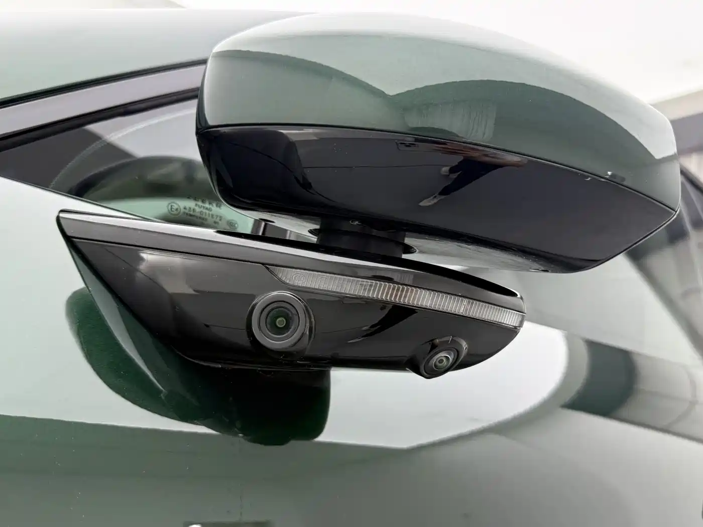 ZEEKR 7X 2024 2025 Model 75kWh RWD Smart Driving Edition