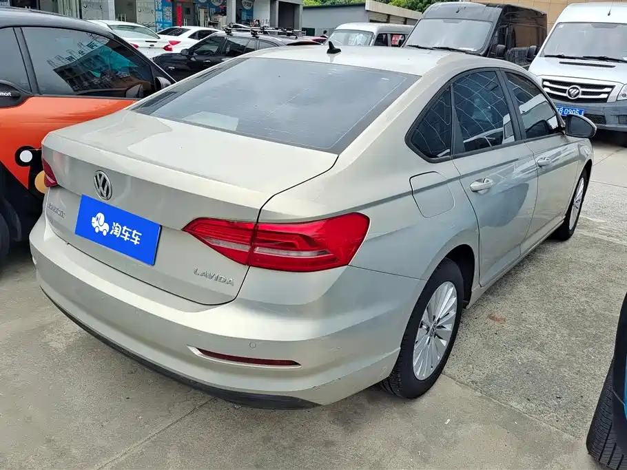 Volkswagen Lavida 2019 1.5L Automatic Trend Edition China VI фото 3