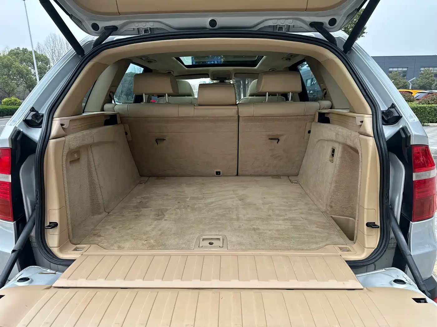 BMW X5 (Import) 2008 xDrive48i Leading Model фото 22