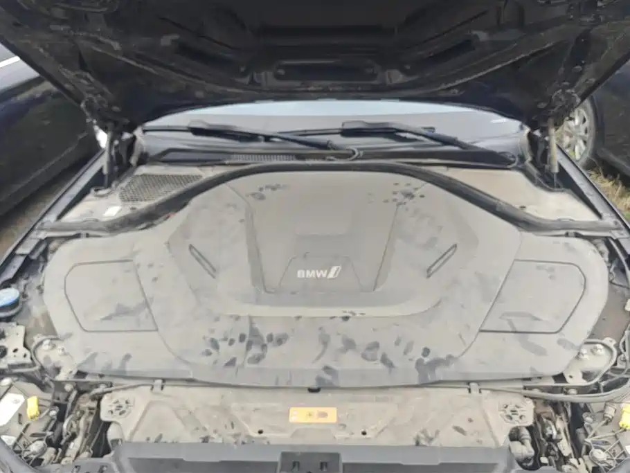 BMW i3 2023 eDrive 40 L Shadowline Package фото 10