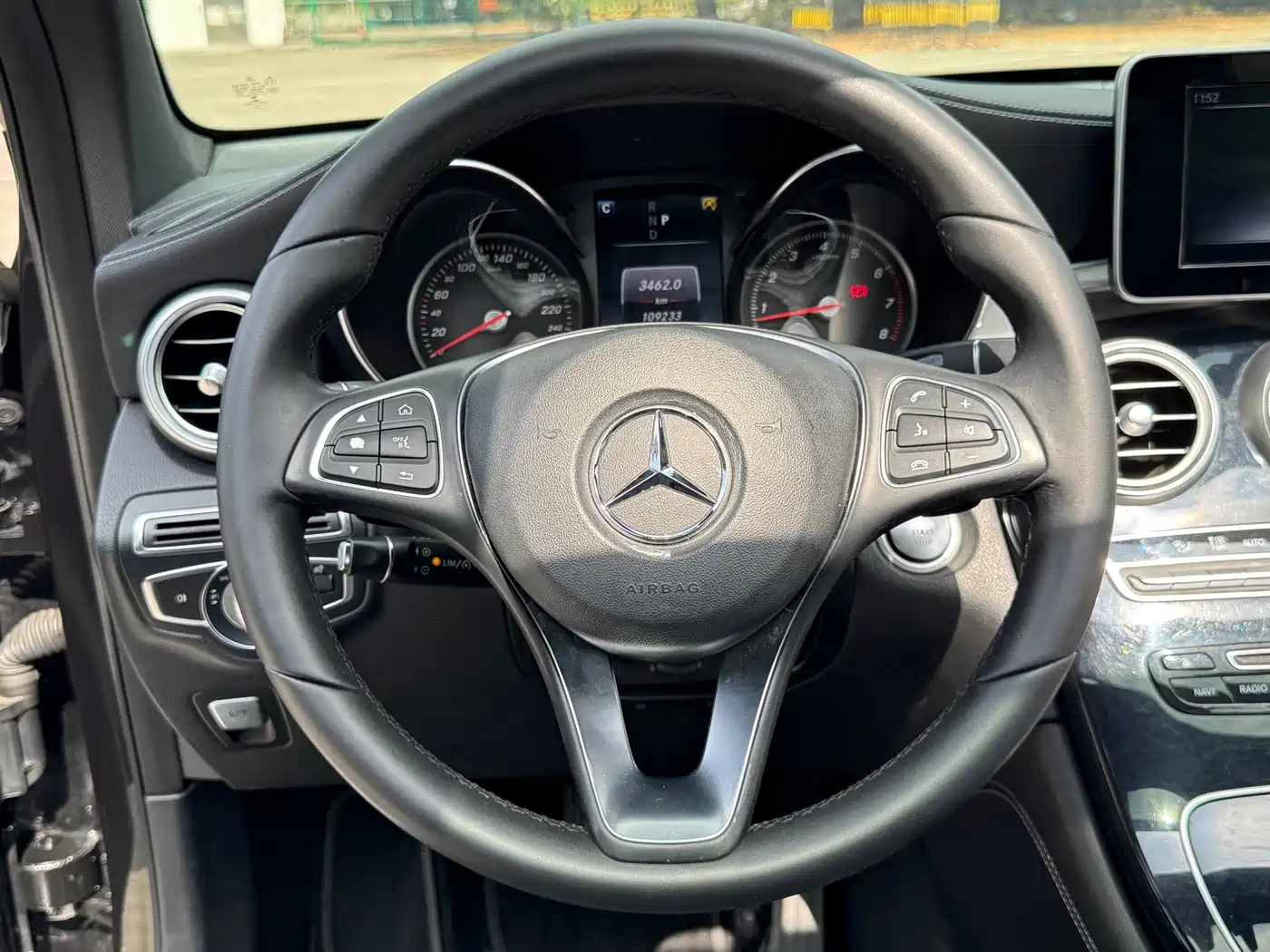 Mercedes-Benz GLC 2017 GLC 200 4MATIC фото 12
