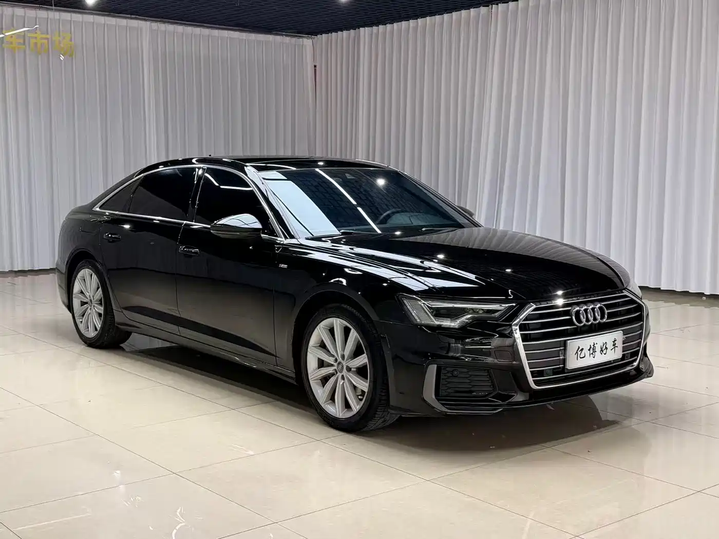 Audi A6L 2021 45 TFSI Exclusive Sport фото 3
