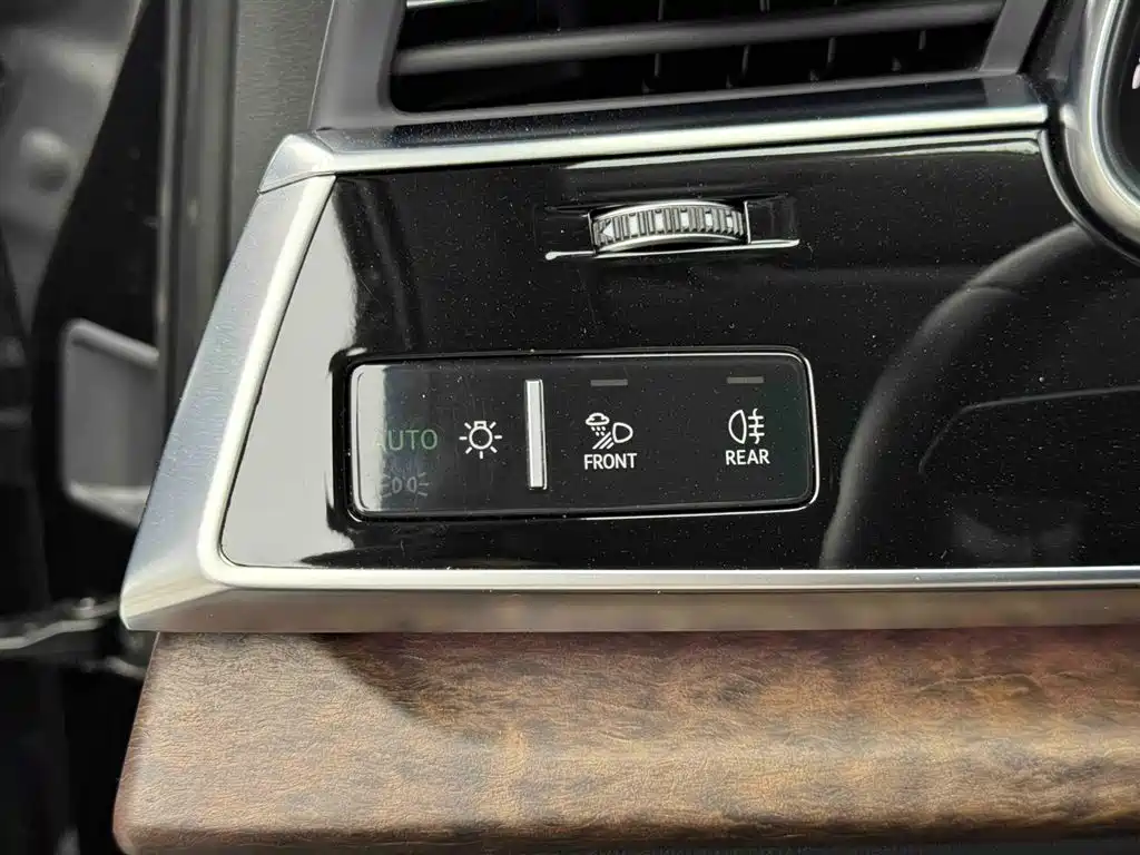Audi Q7 2023 55 TFSI quattro S line Sport фото 18