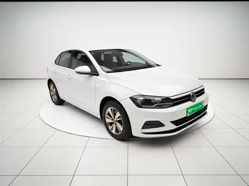 Volkswagen Polo 2023 Facelift Plus 1.5L Auto Joyful Living Edition фото 4