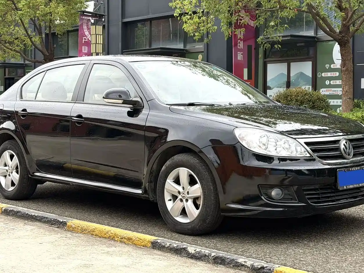Photo 3 - Volkswagen Lavida