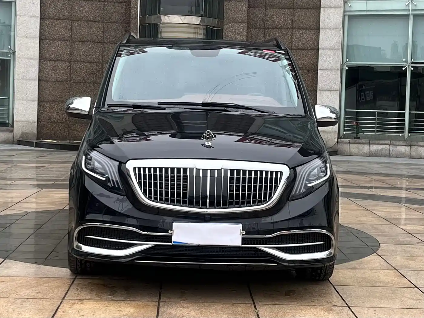 Mercedes-Benz Vito 2023 2.0T Business 7-Seater фото 17