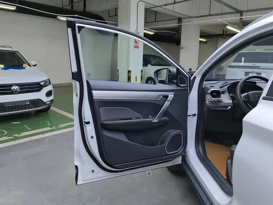 GEELY BINYUE