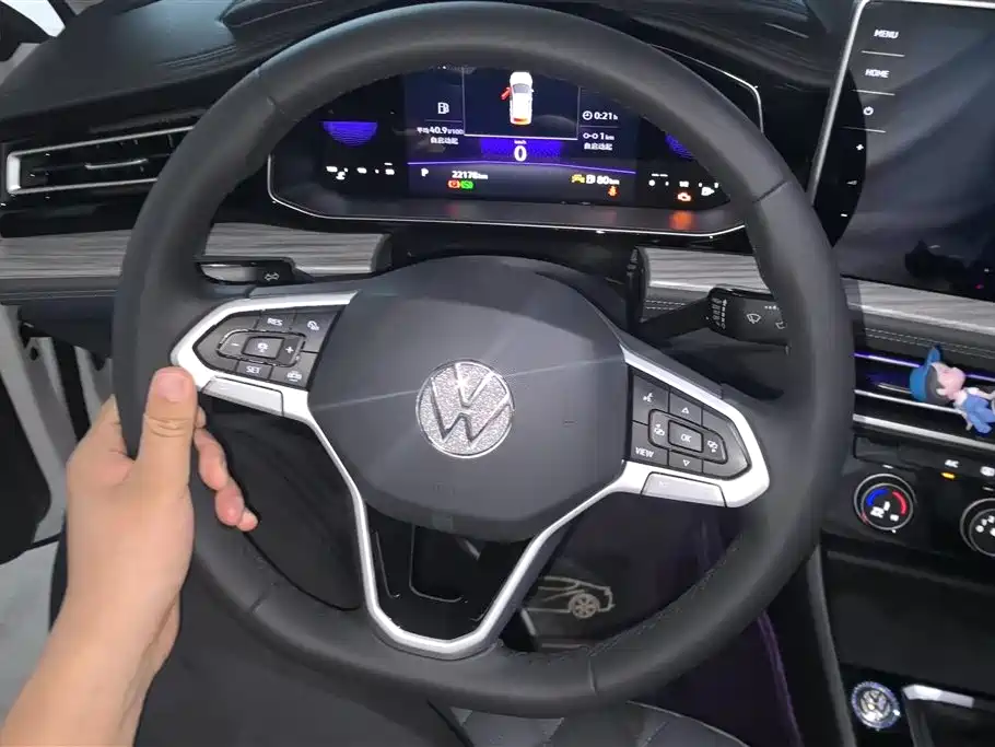 Volkswagen Sagitar 2025 Model Second Facelift 300TSI DSG Transcend Edition фото 15