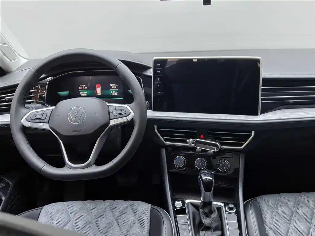 Volkswagen Sagitar 2025 Facelift 300TSI DSG Beyond Edition фото 15