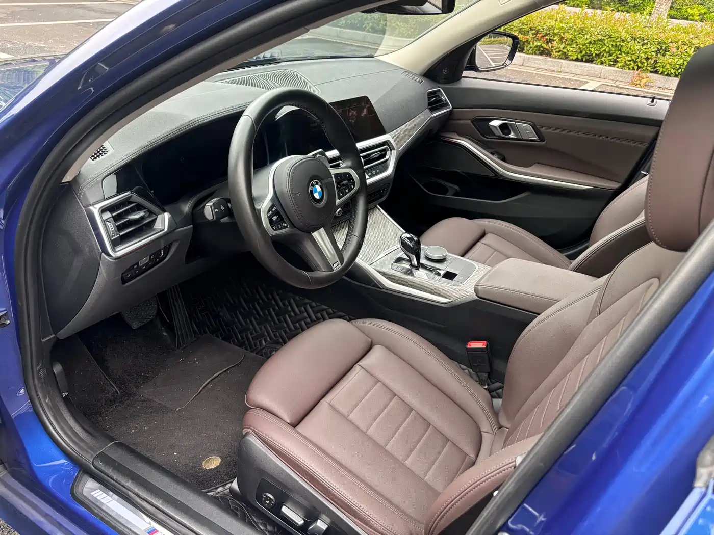 BMW 3 Series 2021 325Li M Sport Night Edition фото 6