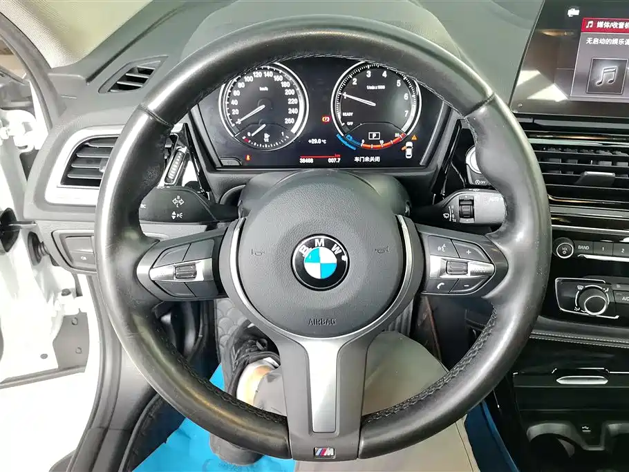 BMW 1 Series 2021 Facelift 125i M Sport Shadow Edition фото 15
